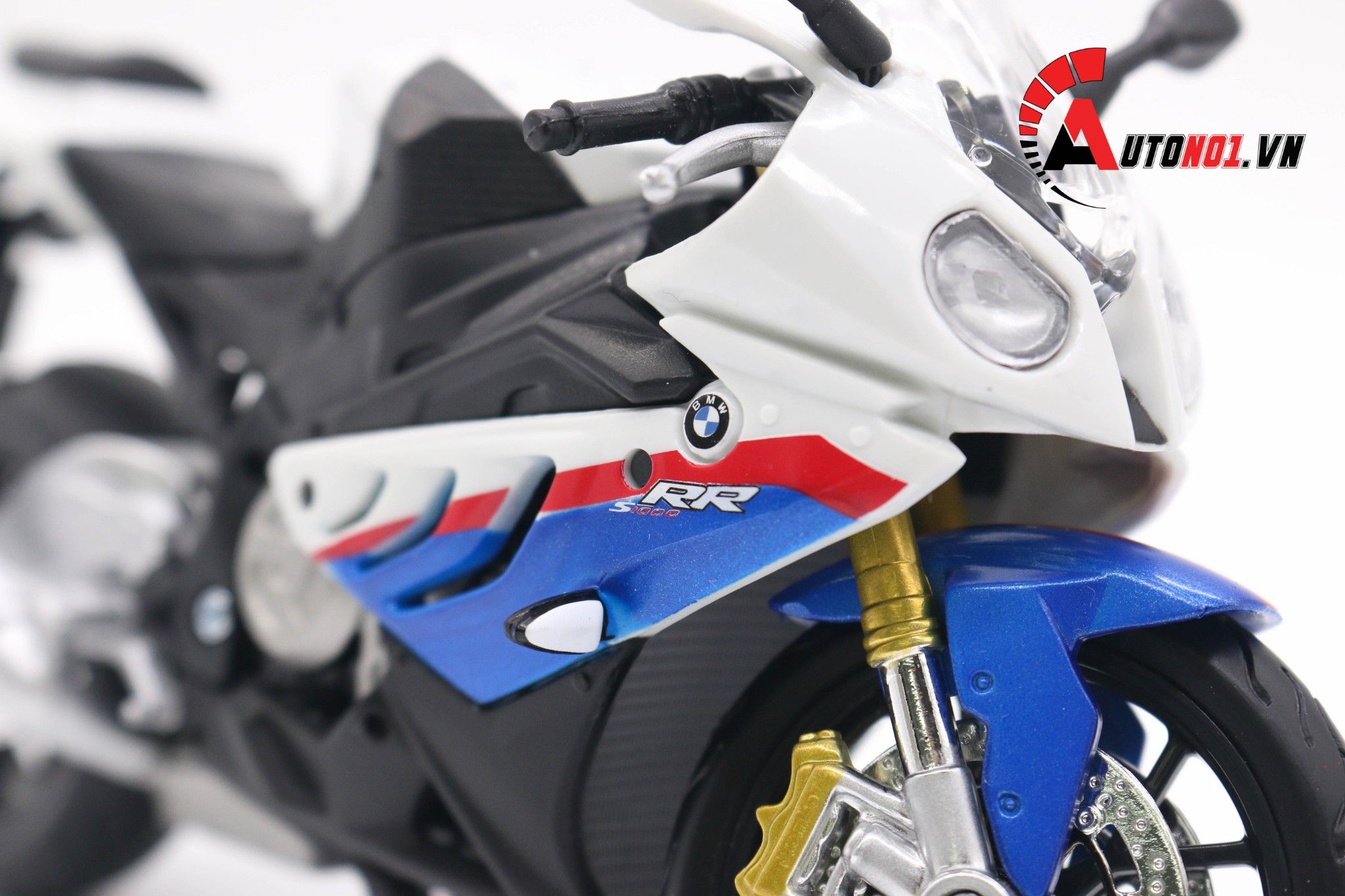  Mô hình xe Bmw s1000rr white blue 1:12 Maisto 1111 