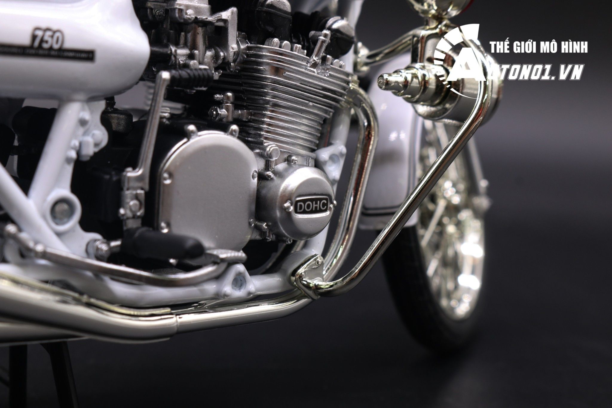  Mô hình xe mô tô Honda dream CB750 Four Police tỉ lệ 1:12 Joycity 1872 
