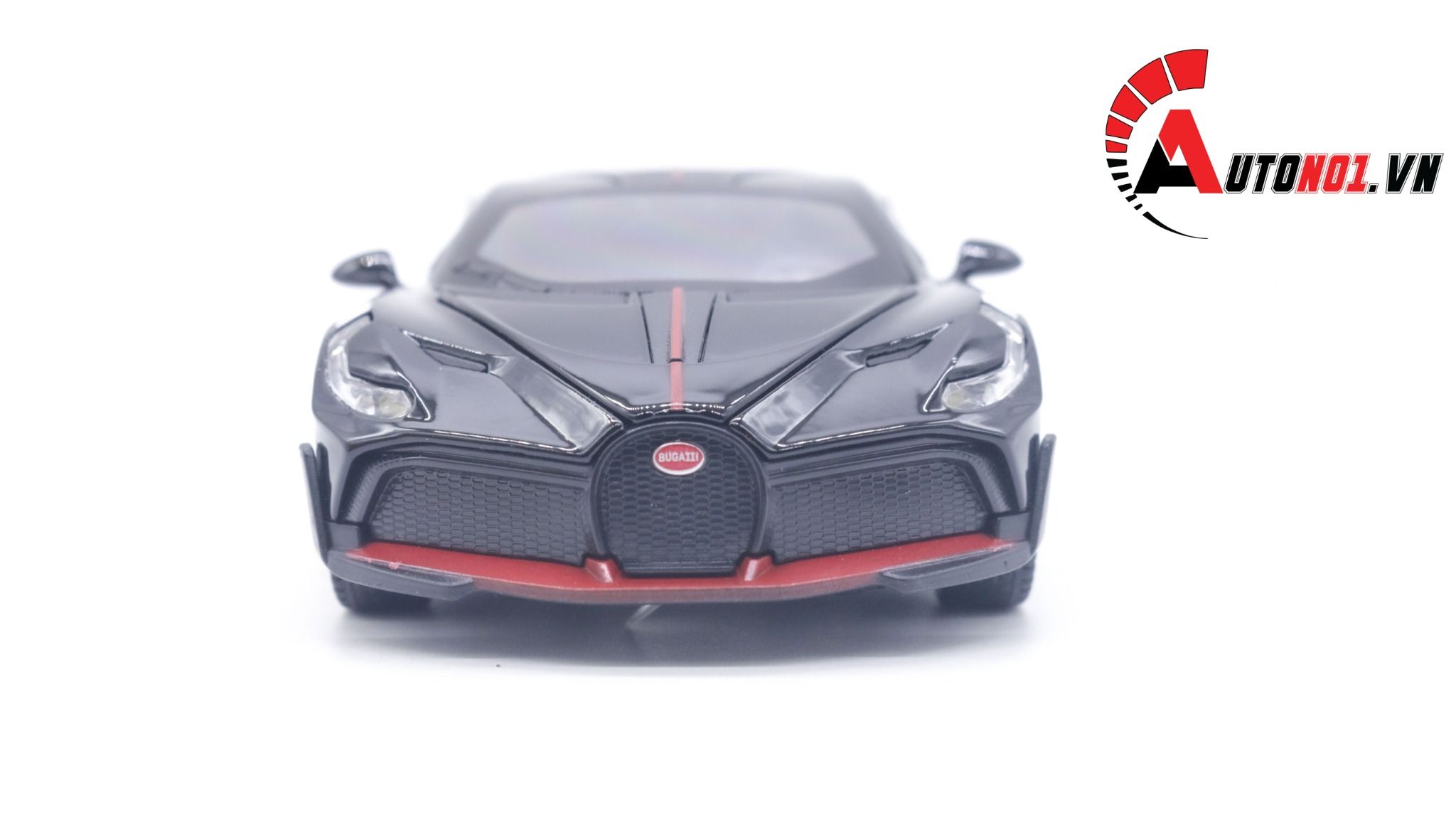  Mô hình xe Bugatti Divo, mở được cửa và nắp capo 1:32 Alloy Model OT266 