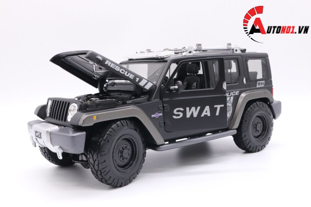 MÔ HÌNH XE JEEP RESCUE CONCEPT POLICE SWAT VERSION 1:18 MAISTO 1012