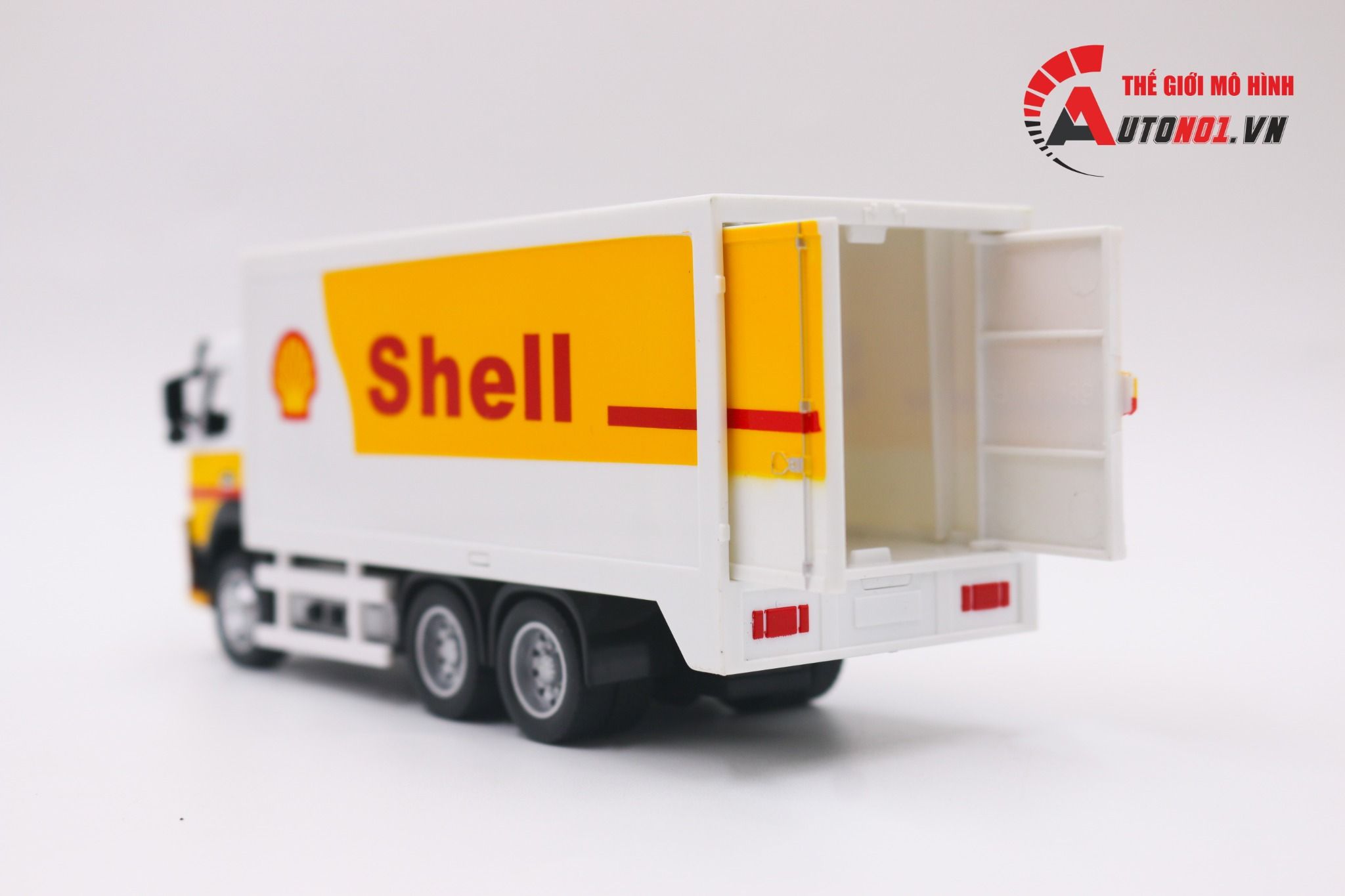  Mô hình xe tải chuyển phát nhanh Shell Volvo có đèn và âm thanh tỉ lệ 1:50 CCA 8190 