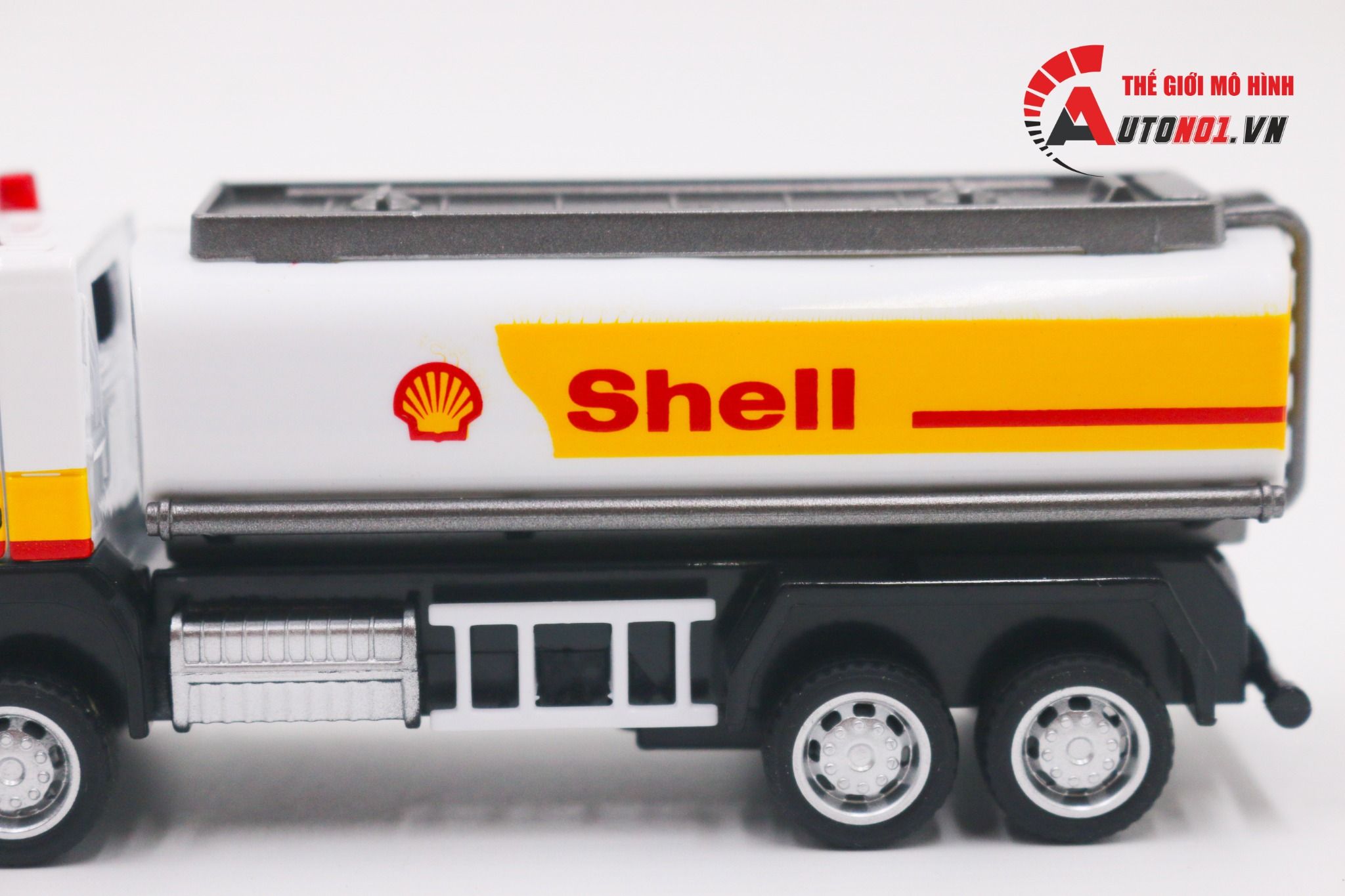  Mô hình xe tải chở dầu Shell Volvo tỉ lệ 1:72 CCA 8191 