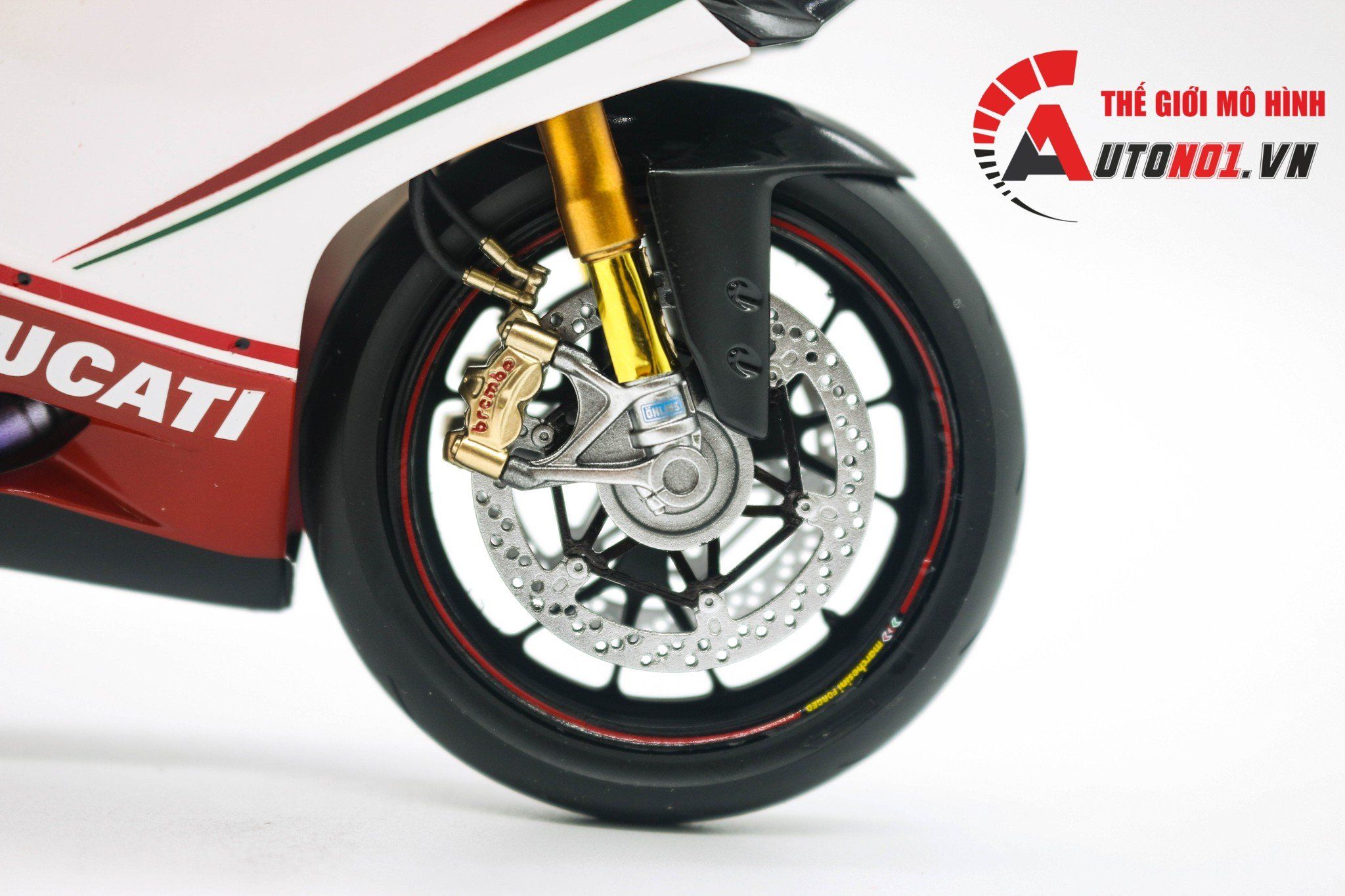  Mô hình xe Ducati 1199 Panigale S Tricolore Nồi Khô 1:12 Tamiya D220 