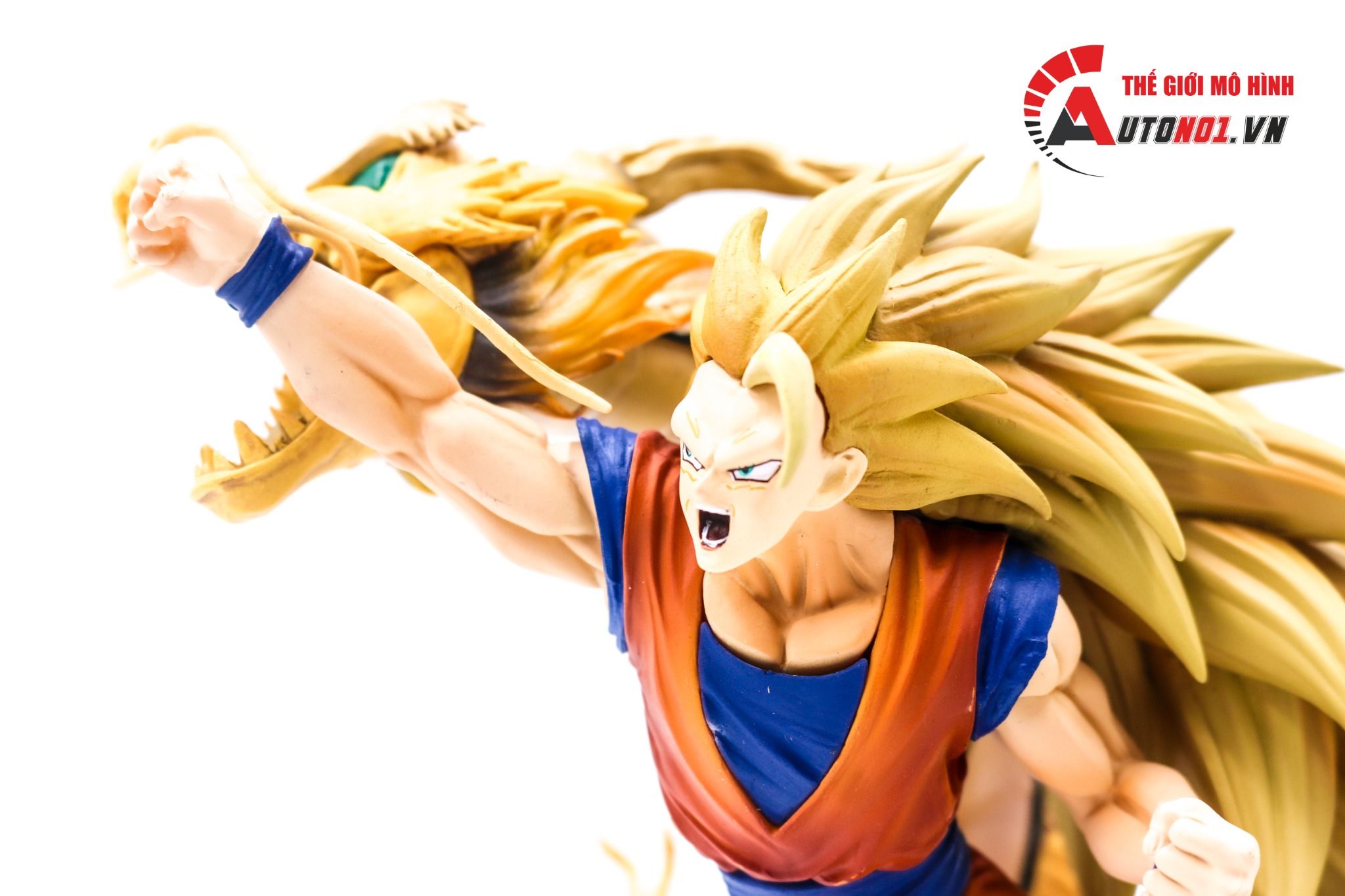  Mô hình nhân vật Dragonball Songoku Super Saiyan 3 và Rồng thần 20cm FG169 