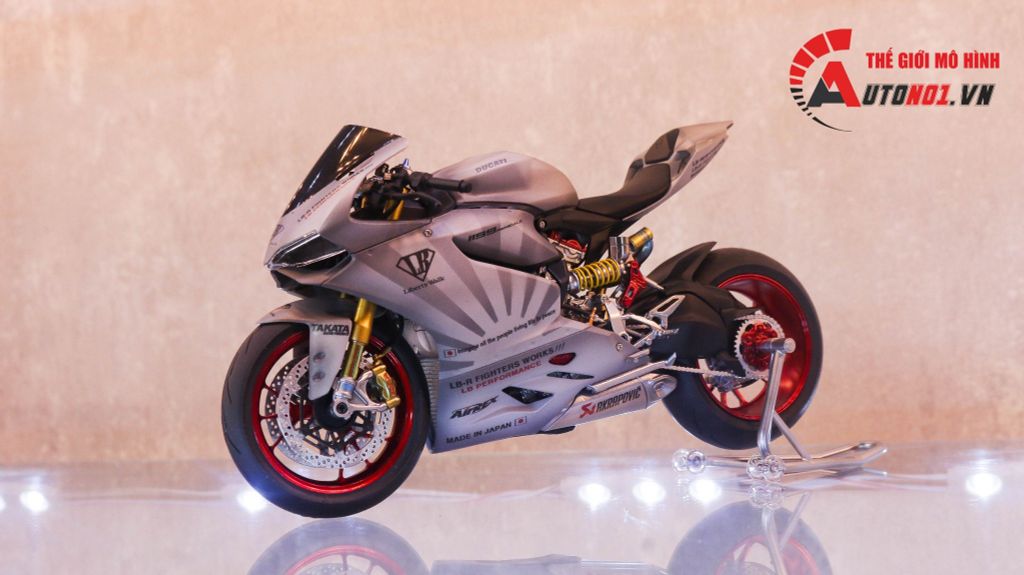 MÔ HÌNH SIÊU XE DUCATI 1199 PANIGALE CUSTOM DECAL LB PERFORMANCE 1:12 TAMIYA D034