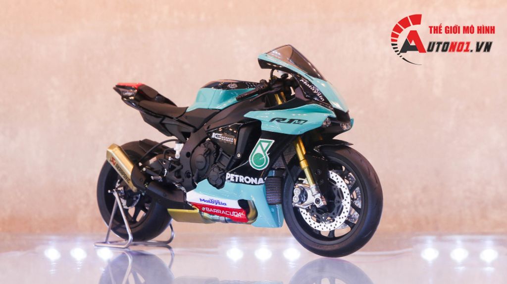 MÔ HÌNH XE YAMAHA YZF R1M PETRONAS 1:12 TAMIYA D082