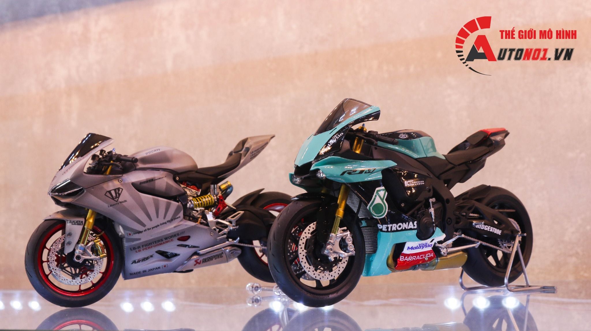  Mô hình xe Yamaha Yzf R1m Petronas 1:12 Tamiya D123c 