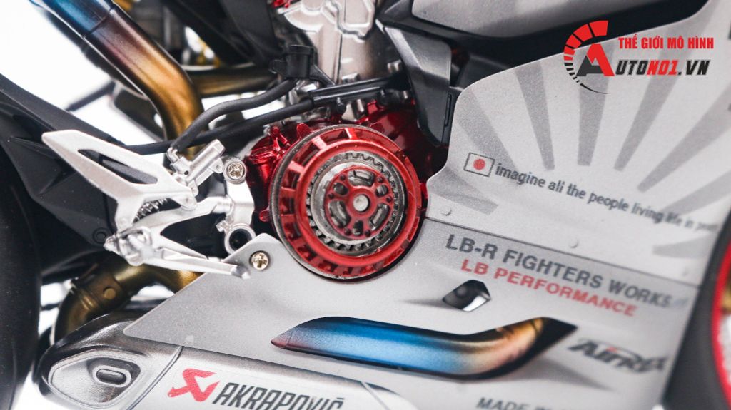 MÔ HÌNH SIÊU XE DUCATI 1199 PANIGALE CUSTOM DECAL LB PERFORMANCE 1:12 TAMIYA D034