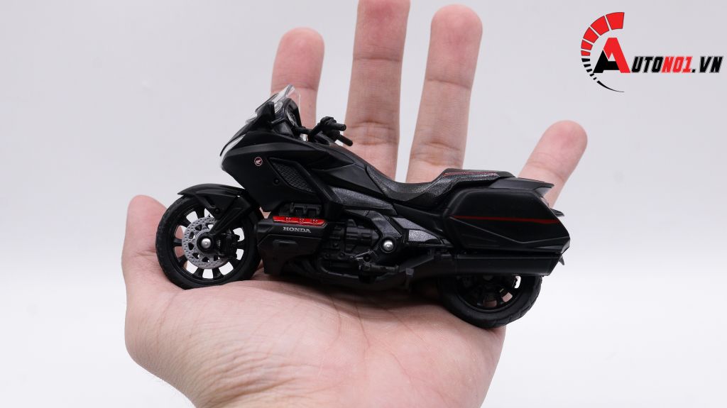 MÔ HÌNH XE HONDA GOLDWING BLACK 1:18 WELLY 7820