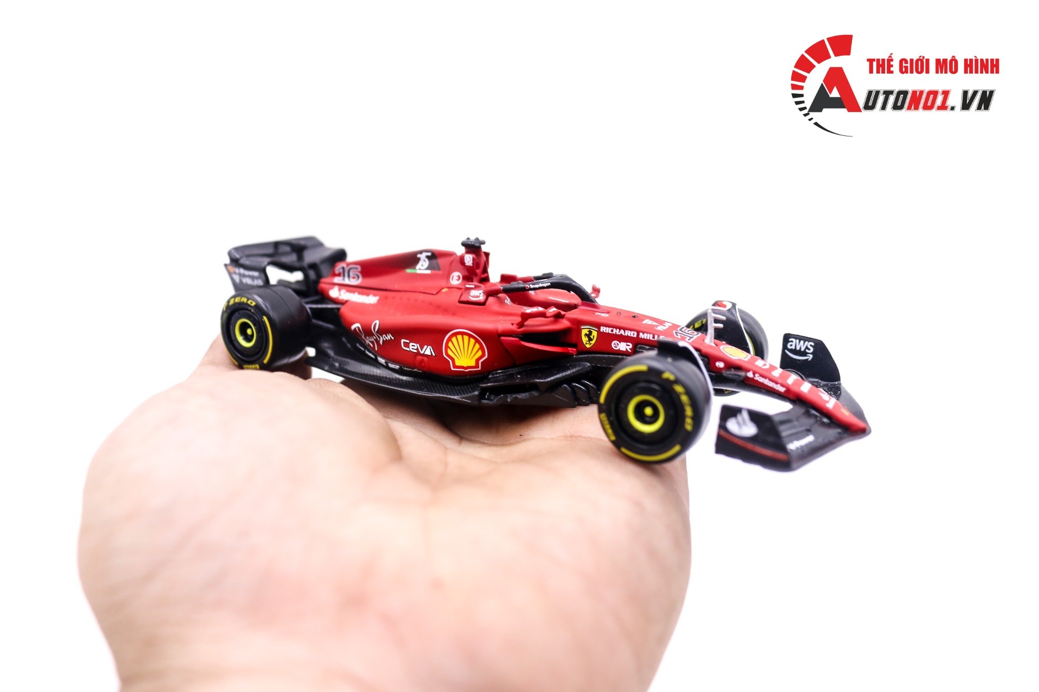 Mô hình xe đua F1-75 Ferrari Formula Racing 2022 #16 Charles Leclerc tỉ lệ 1:43 Bburago 8202