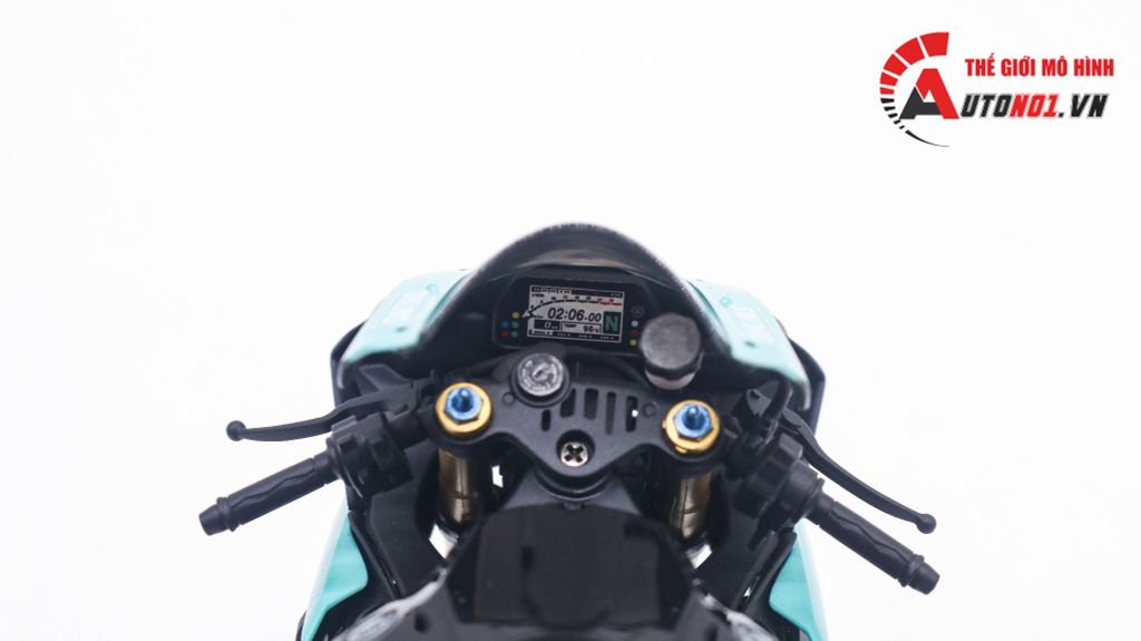 MÔ HÌNH XE YAMAHA YZF R1M PETRONAS 1:12 TAMIYA D082