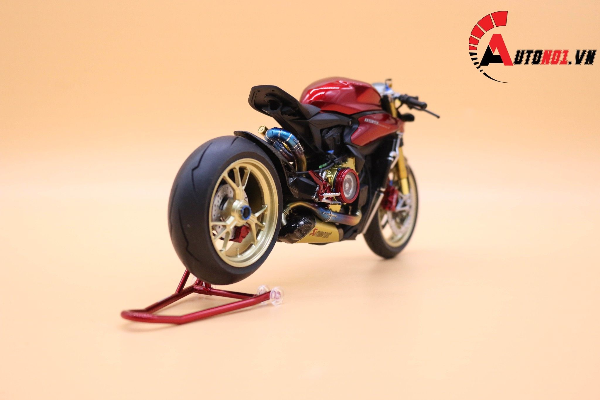  Mô hình xe cao cấp Ducati 1199 Panigale Cafe Racer Red 1:12 Tamiya D055 