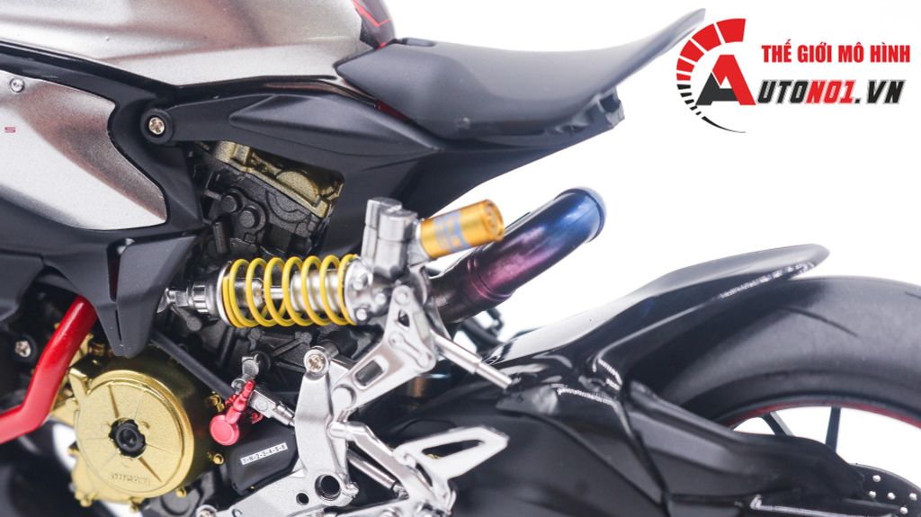 MÔ HÌNH CAO CẤP DUCATI 1199 PANIGALE CAFE RACER GREY RED ĐỘ GHI ĐÔNG 1:12 TAMIYA D216