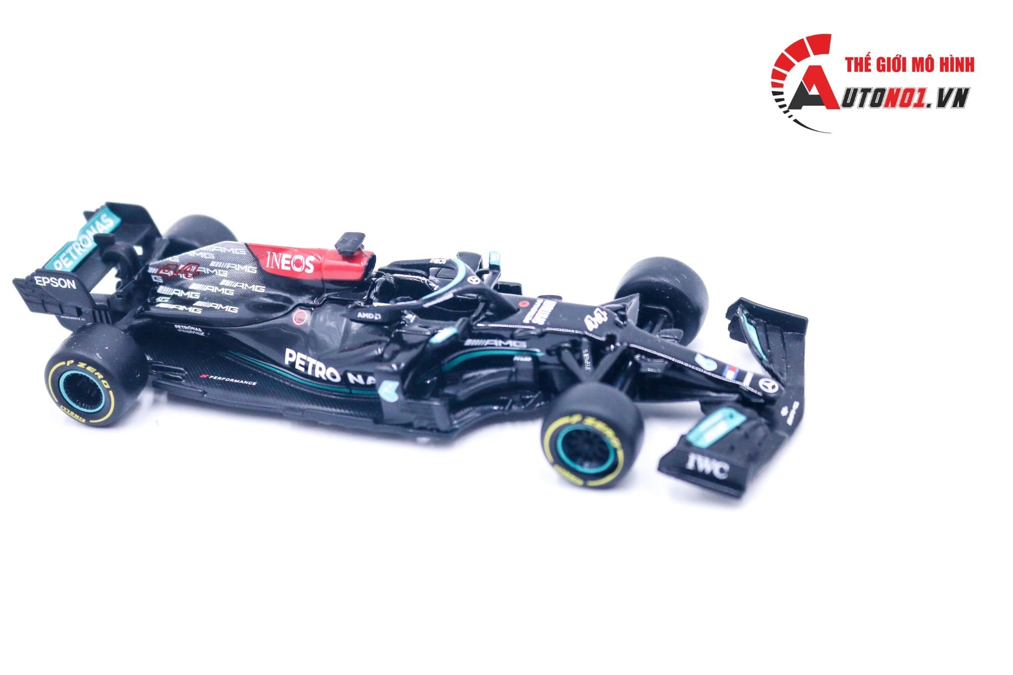  Mô hình xe đua F1 Mercedes Amg Petronas F1 W12 E Performance 2021 #44 - #63 1:43 Bburago 8203 