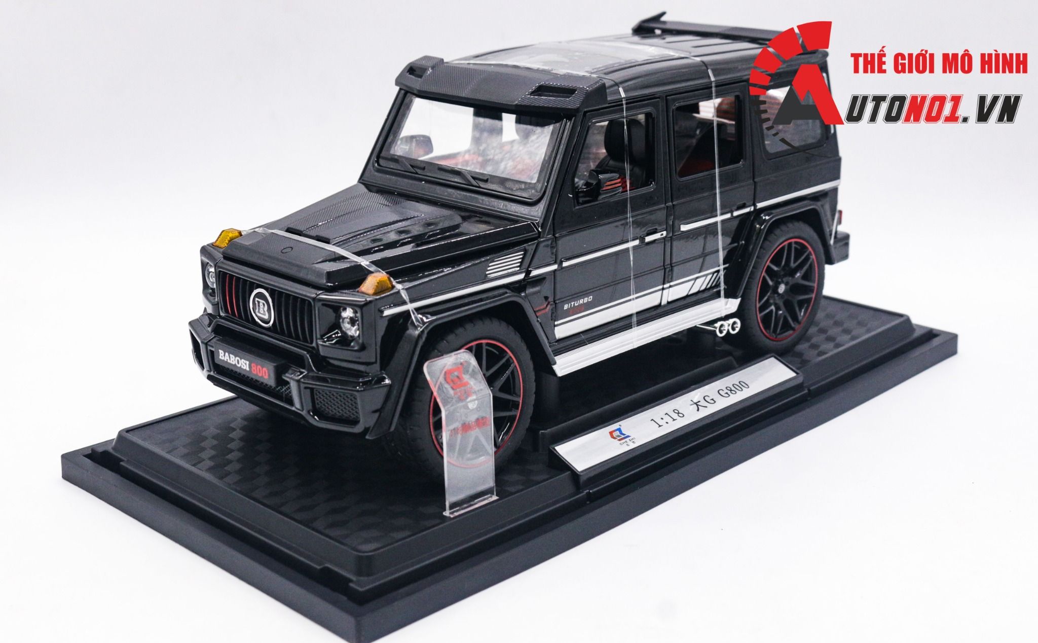  Mô hình xe Mercedes Benz Brabus G800 bầu trời sao-phun khói-đánh lái được full open tỉ lệ 1:18 Chezhi CZ1801B 8160 