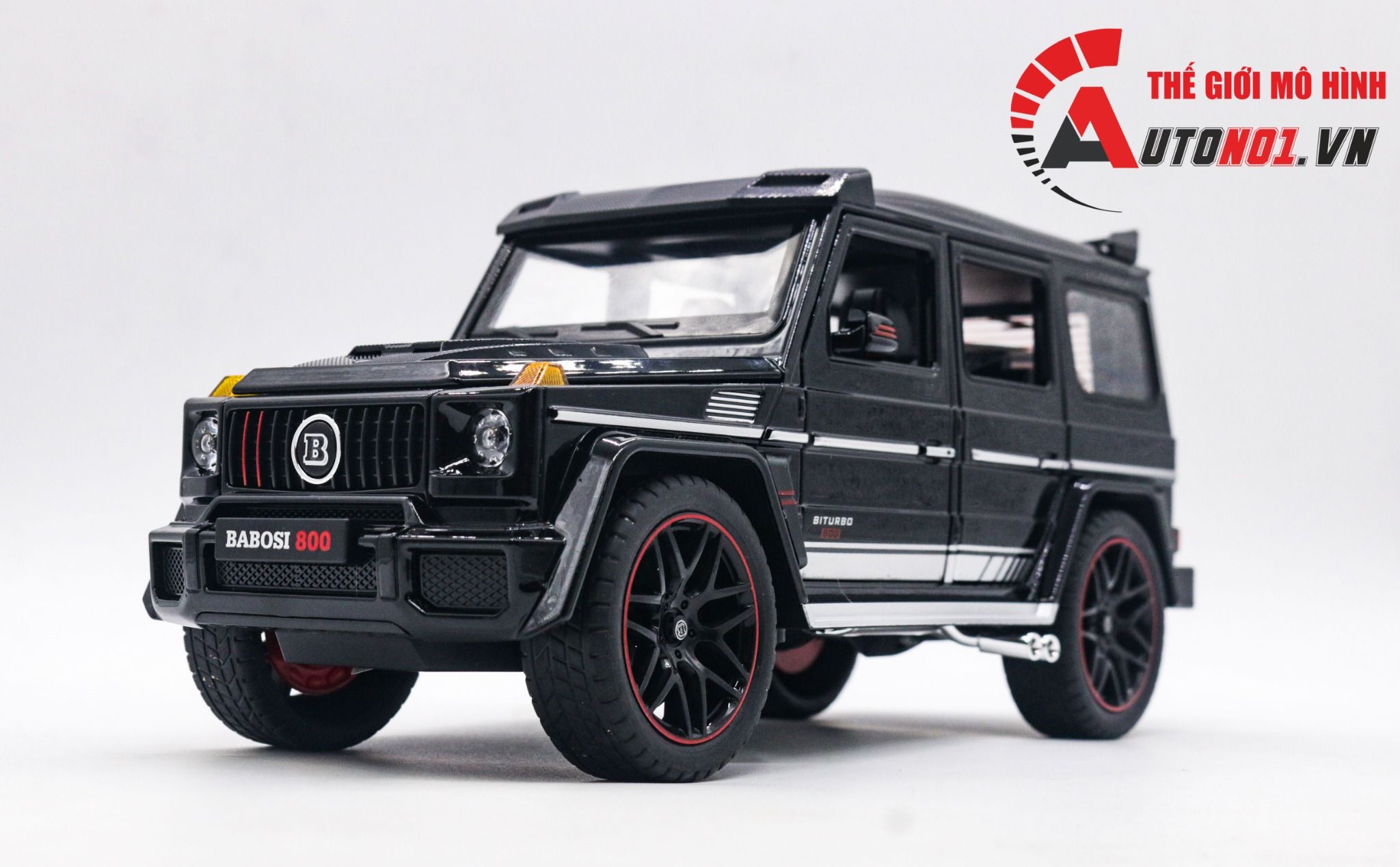  Mô hình xe Mercedes Benz Brabus G800 bầu trời sao-phun khói-đánh lái được full open tỉ lệ 1:18 Chezhi CZ1801B 8160 