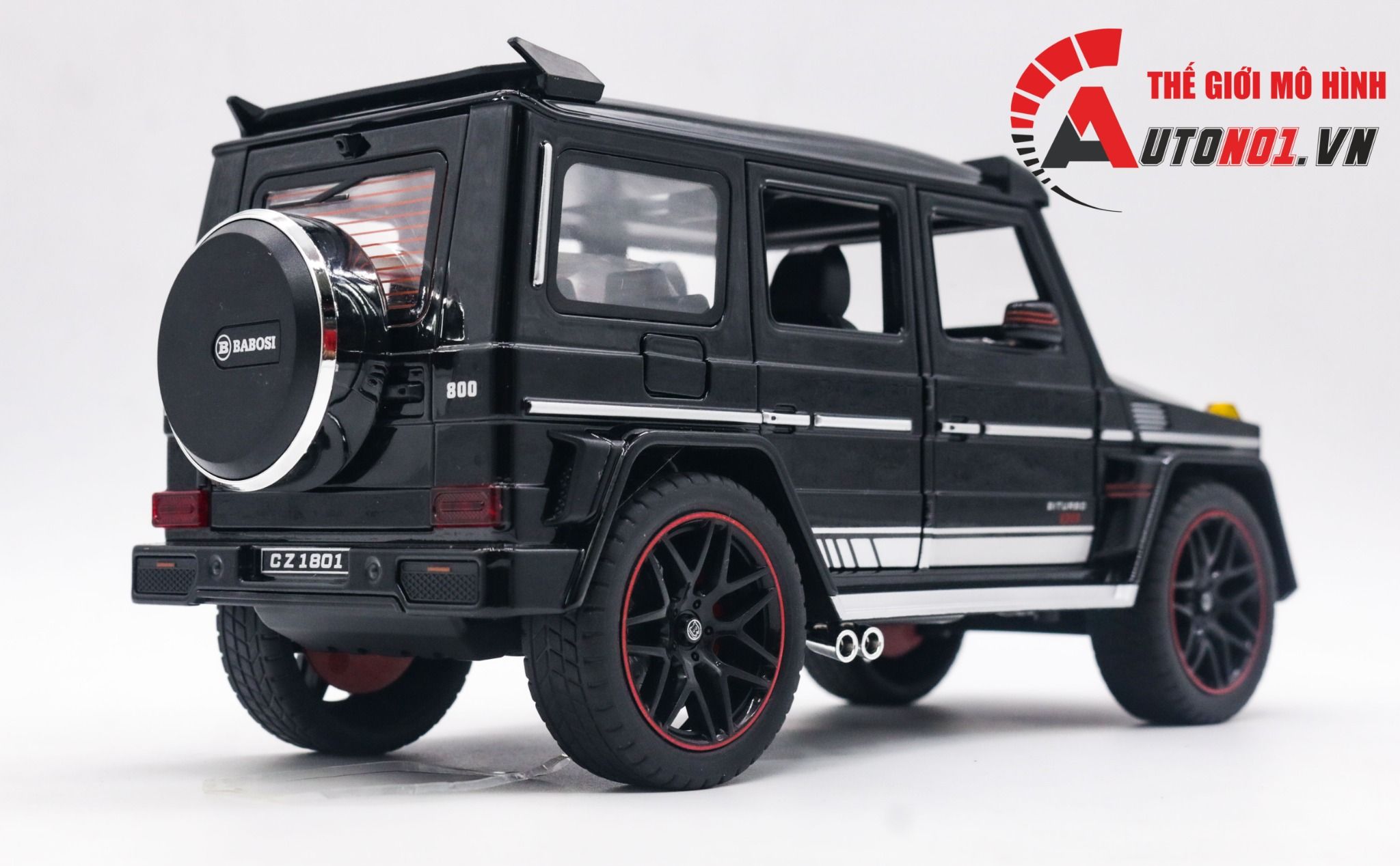  Mô hình xe Mercedes Benz Brabus G800 bầu trời sao-phun khói-đánh lái được full open tỉ lệ 1:18 Chezhi CZ1801B 8160 