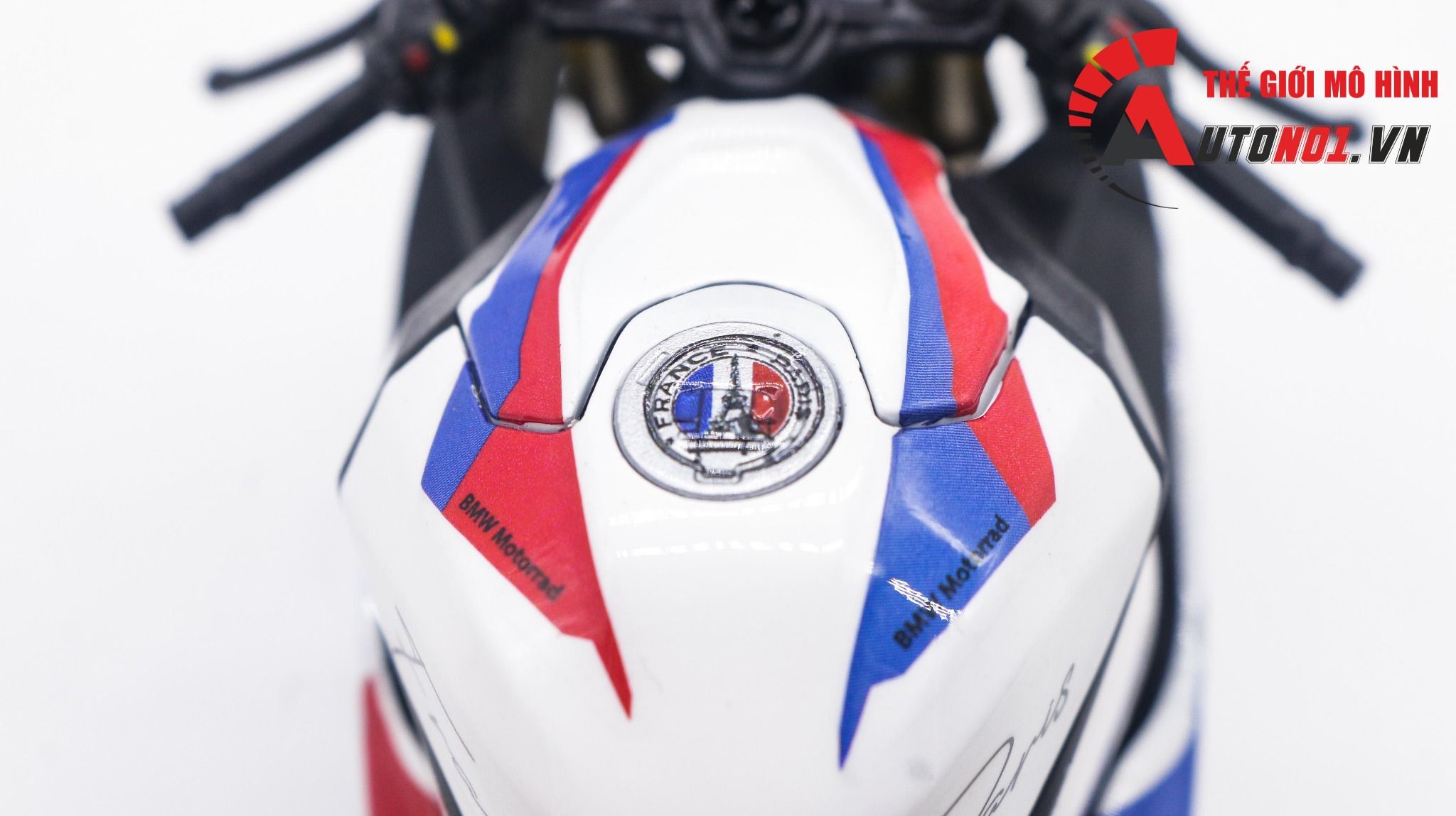  Mô hình xe độ Bmw S1000rr Frances Blue Red White tỉ lệ 1:12 Autono1 Welly D226F 