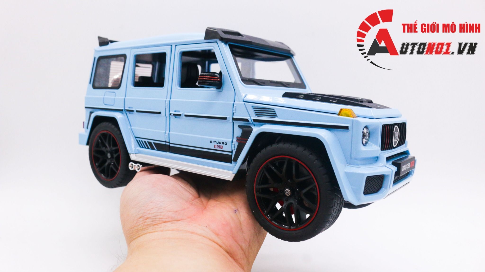  Mô hình xe Mercedes Benz Brabus G800 bầu trời sao-phun khói-đánh lái được full open tỉ lệ 1:18 Chezhi CZ1801B 8160 