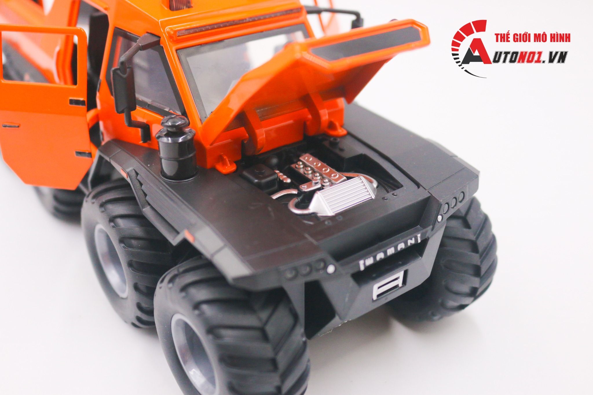  Mô hình xe địa hình lội nước Shaman 8x8 1:24 Miniauto OT490 