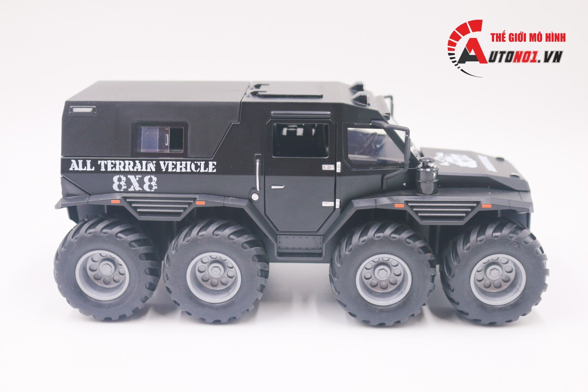  Mô hình xe địa hình lội nước Shaman 8x8 1:24 Miniauto OT490 