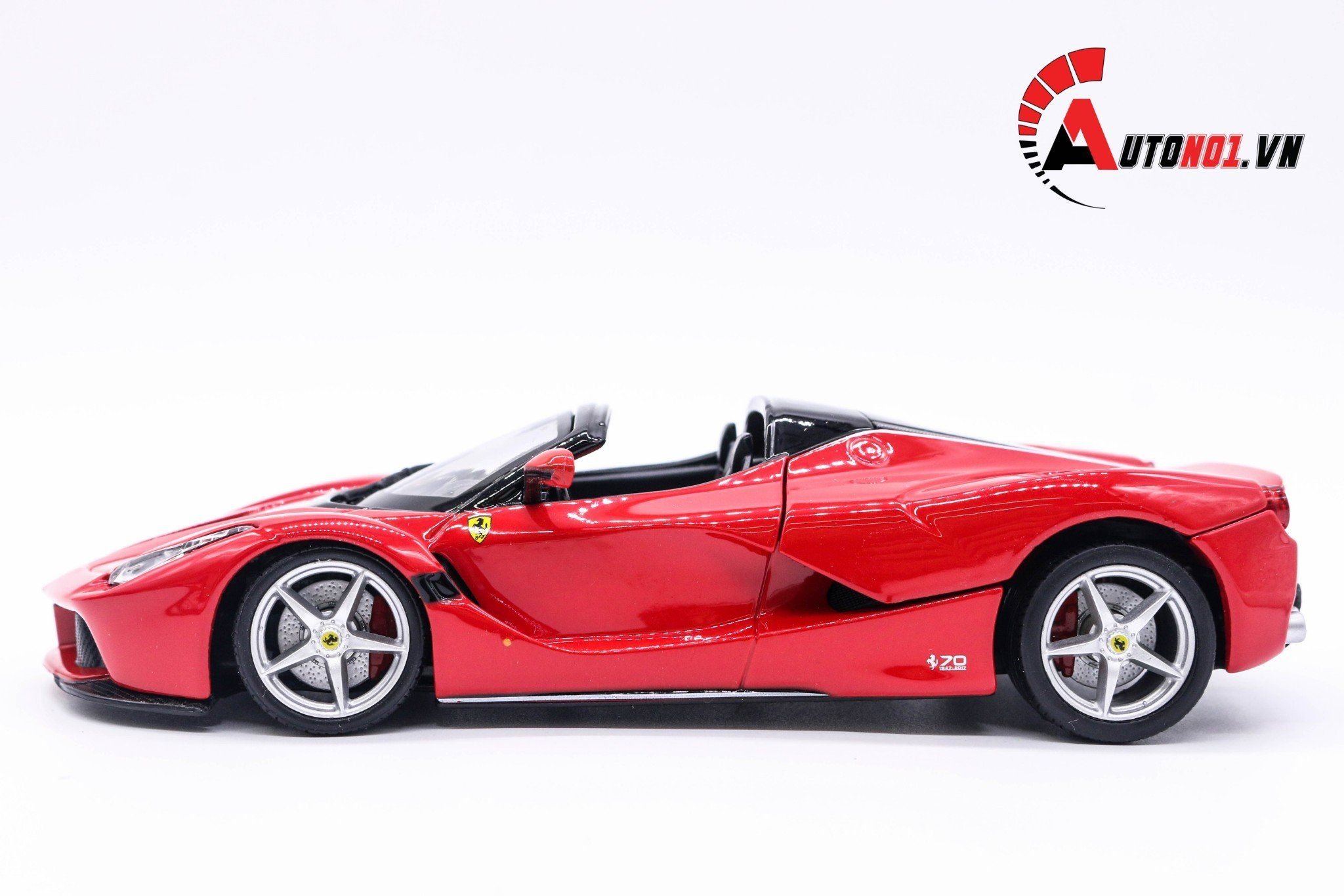  Mô hình xe Ferrari Laferrari Aperta Red 1:24 Bburago 4885 