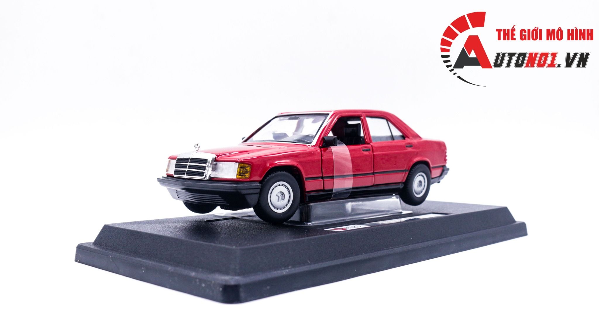  Mô hình xe Mercedes Benz 190E tỉ lệ 1:24 Bburago OT269 