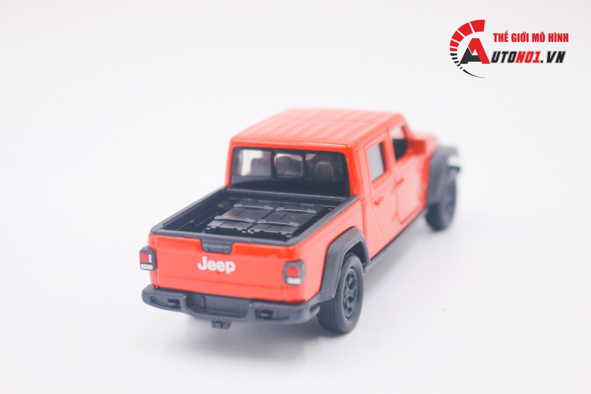  Mô hình xe Jeep Gladiator Rubicon tỉ lệ 1:36 Welly 8197 