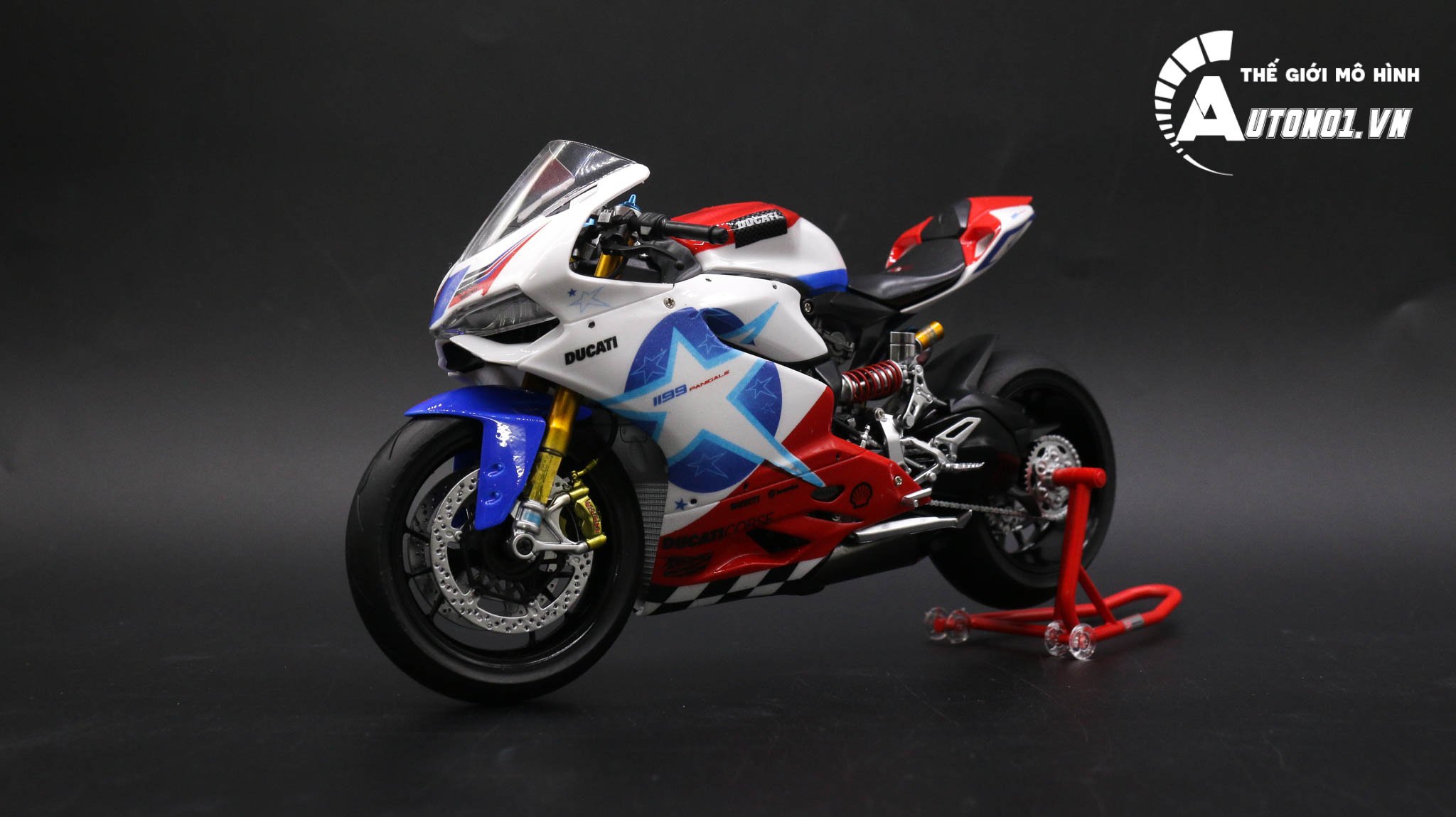  Mô hình xe cao cấp Ducati 1199 Panigale Custom Decal Nicky Hayden 69 1:12 Tamiya D065 