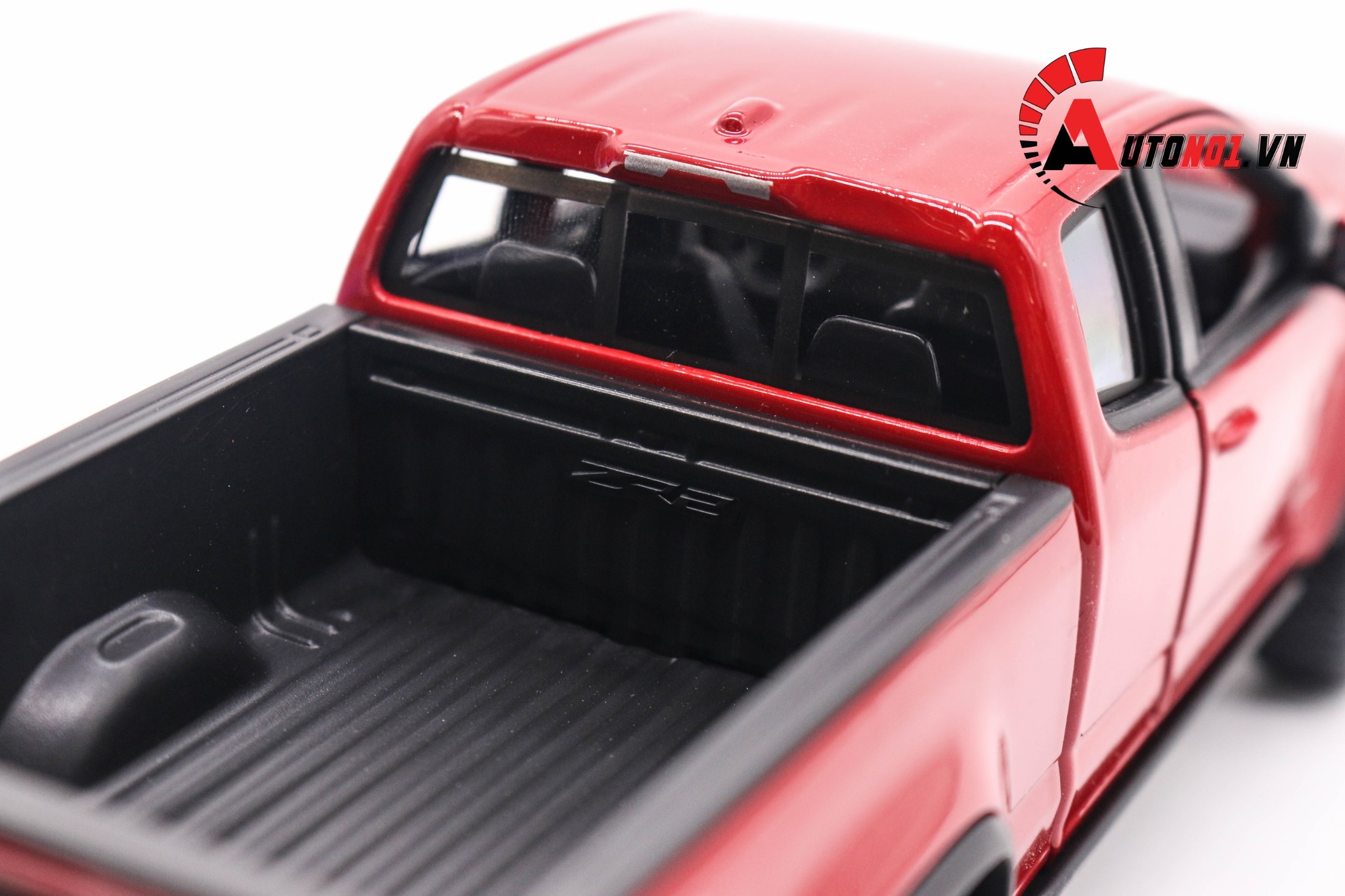 MÔ HÌNH XE CHEVROLET COLORADO ZR2 RED 1:27 MAISTO
