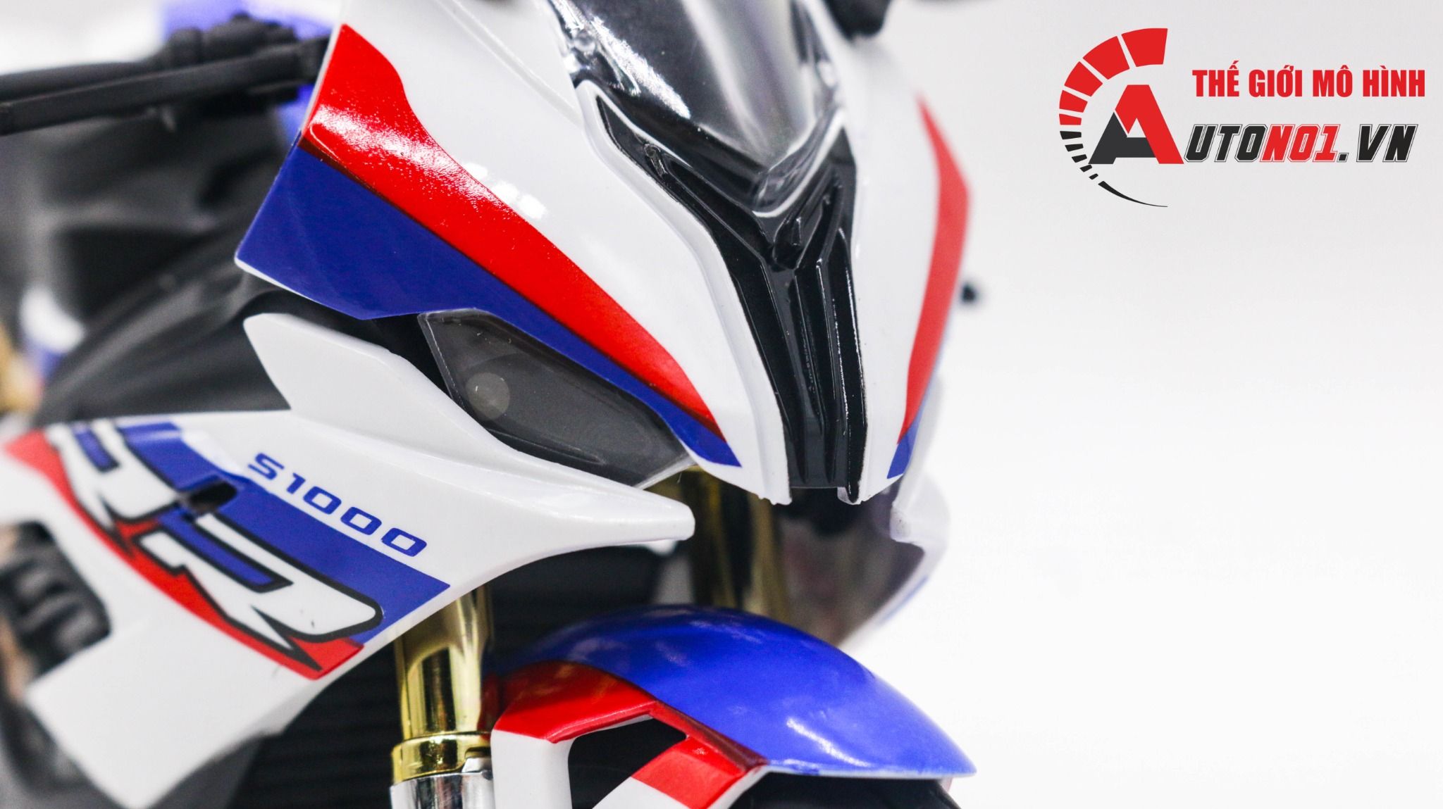  Mô hình xe BMW S1000RR tỉ lệ 1:9 Huayi Alloy MT050 