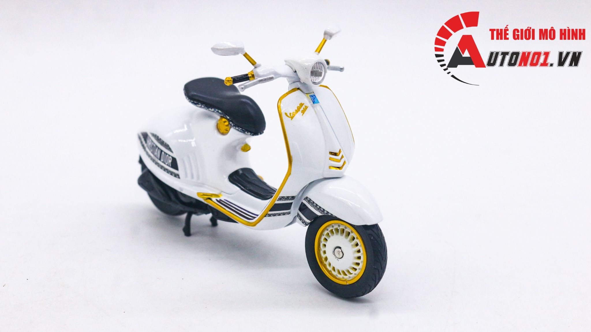  Mô hình xe Vespa 946 Dior Autono1 Newray D228A 