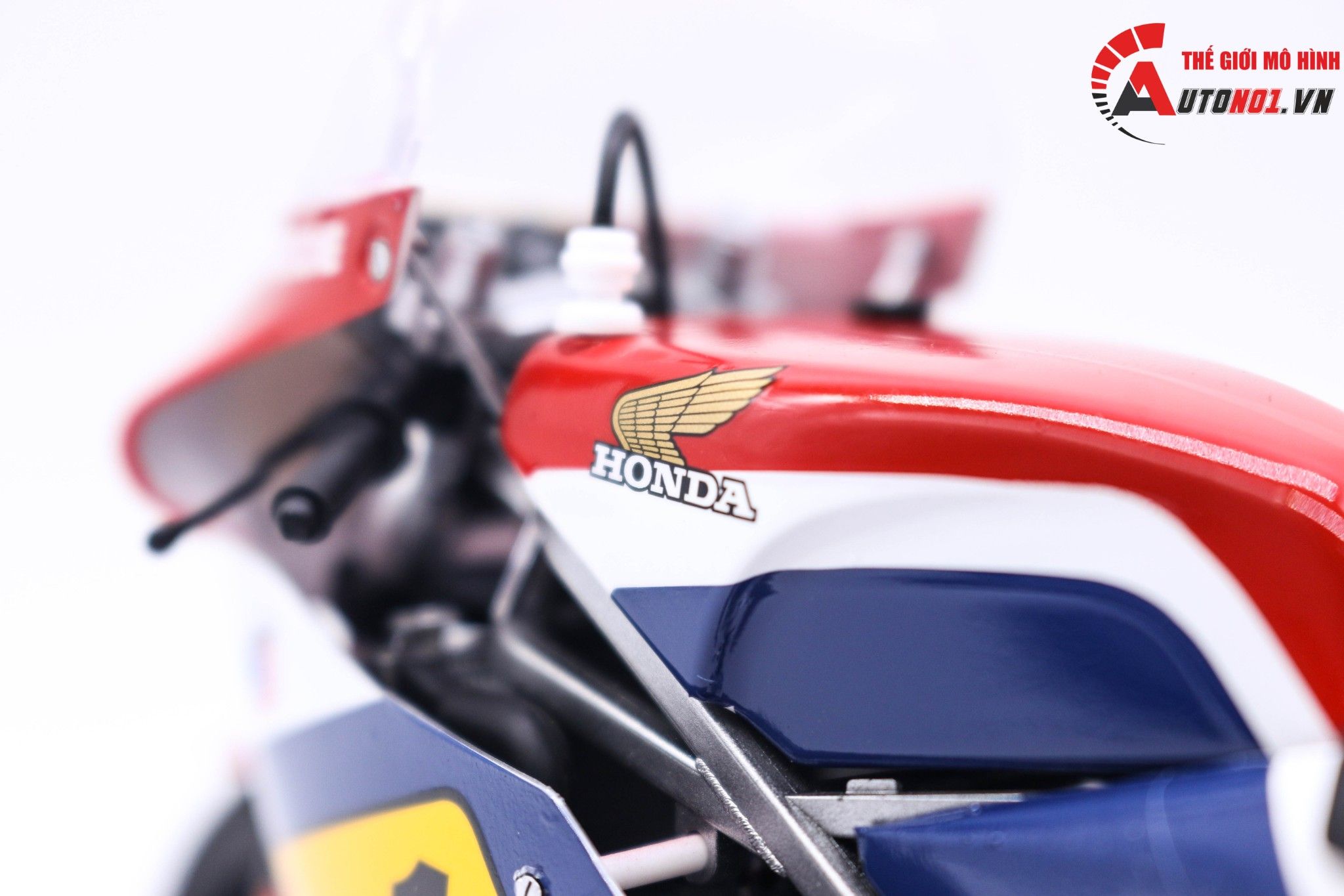  Mô hình xe Honda Ns500 '84 1:12 Tamiya D060 