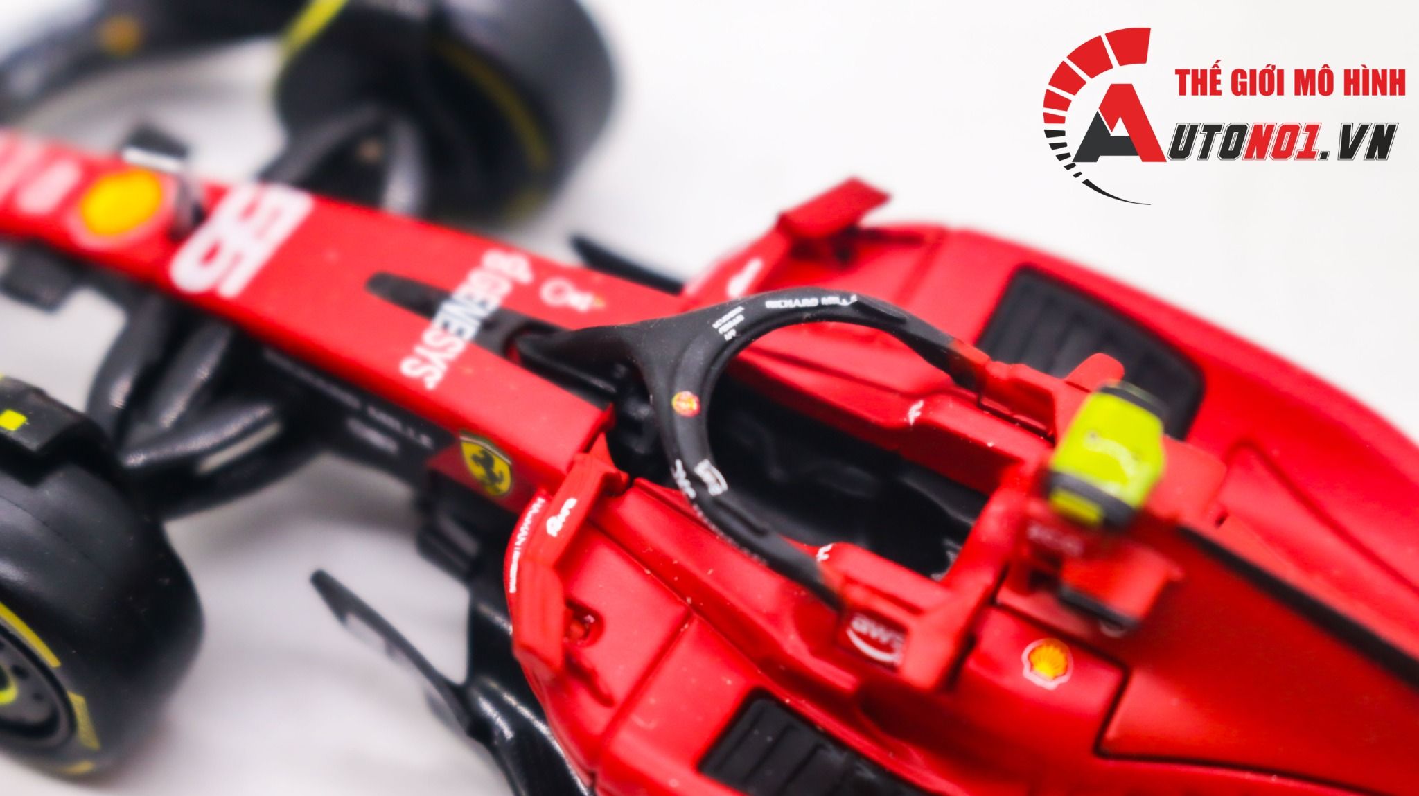  Mô hình xe đua F1 2023 Ferrari SF23 tỉ lệ 1:43 Bburago OT288 