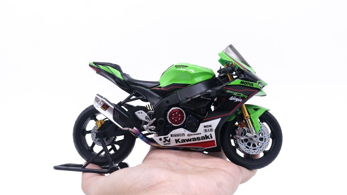  Mô hình xe cao cấp Kawasaki Ninja ZX-10R độ nồi, phuộc trước, ghi đông, đồng hồ, độ pô 1:12 Autono1 Welly D240A 