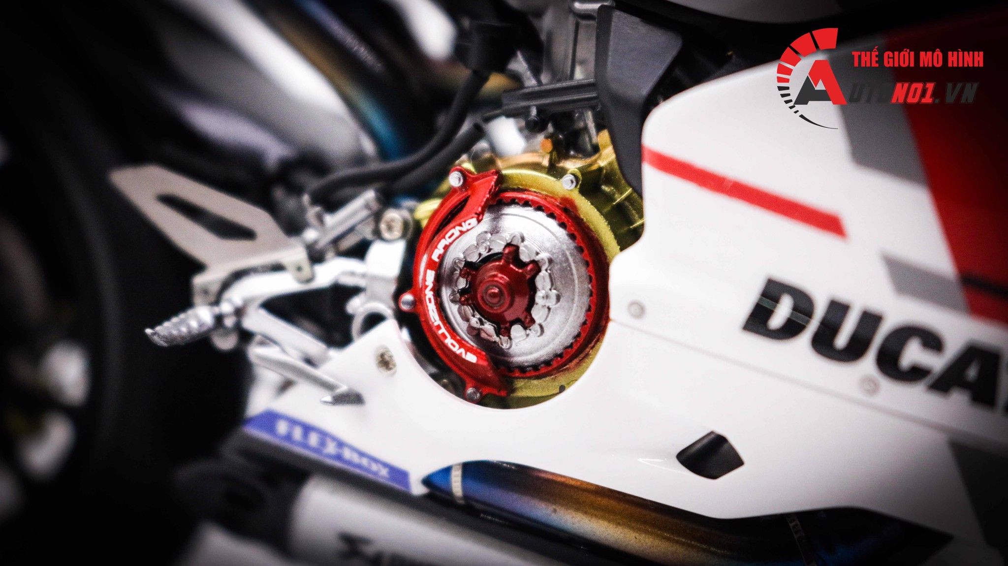  Mô hình xe cao cấp Ducati 1199 Corse Full Up Detail Tỉ Lệ 1:12 Tamiya D125 