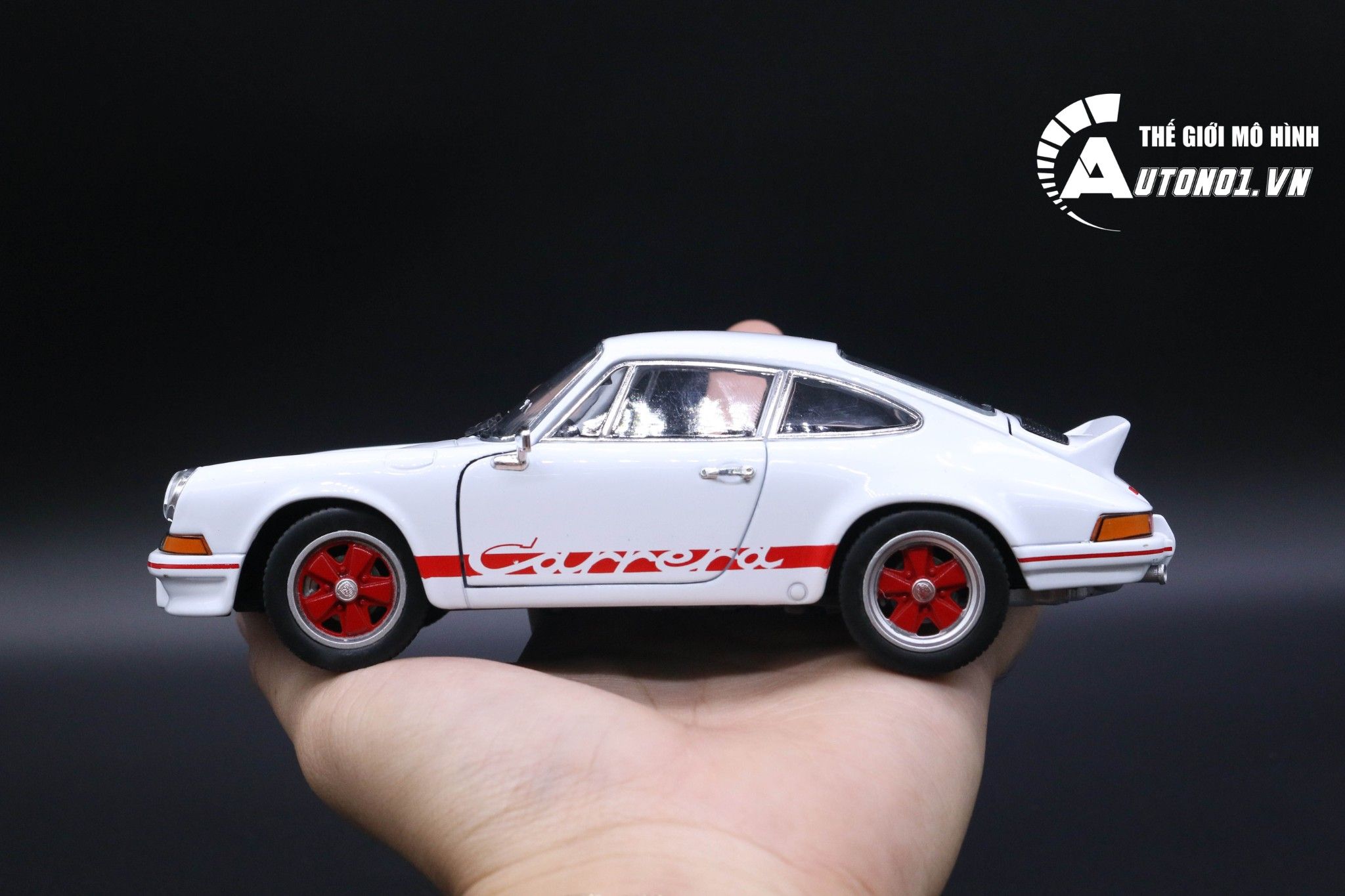  Mô hình xe Porsche 911 Carrera RS 2.7 1:24 Welly 6575 