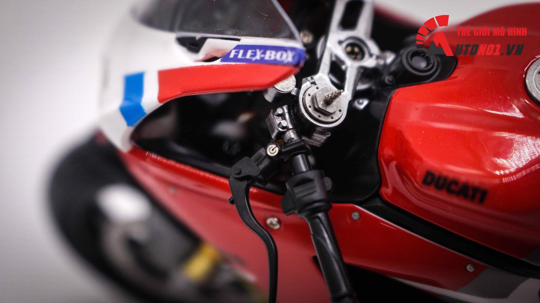  Mô hình xe cao cấp Ducati 1199 Corse Full Up Detail Tỉ Lệ 1:12 Tamiya D125 