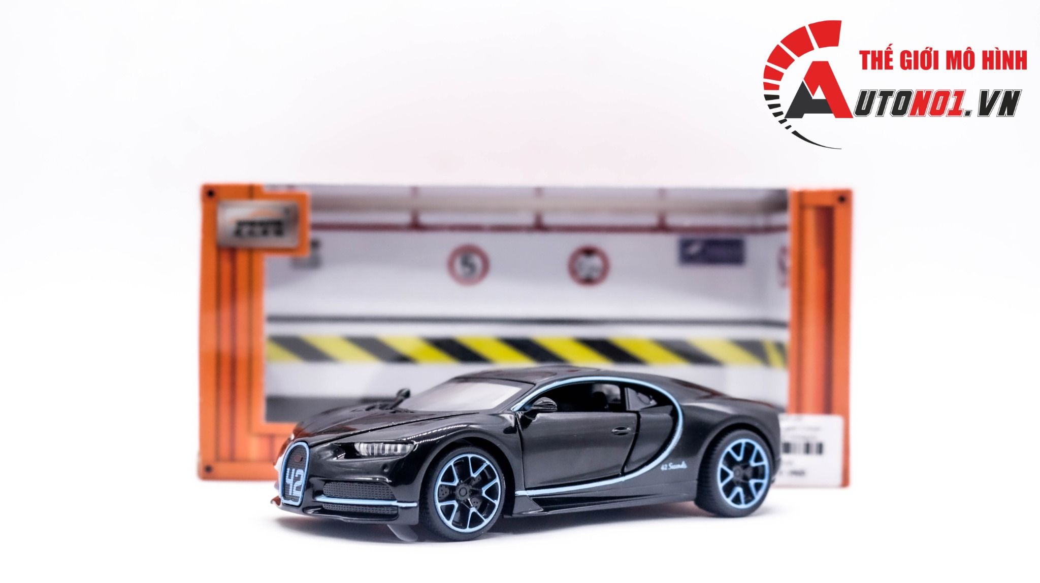  Mô hình xe Bugatti Chiron 2015 tỉ lệ 1:32 Miniauto 3225A OT315 