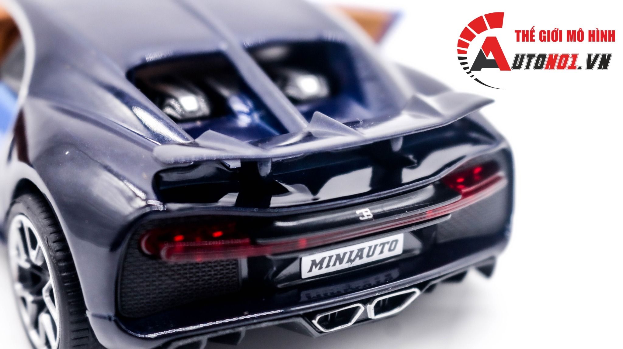  Mô hình xe Bugatti Chiron 2015 tỉ lệ 1:32 Miniauto 3225A OT315 