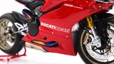  Mô hình xe cao cấp Ducati 1199 Corse Panigale Nồi Carbon Red 1:12 Tamiya D203 