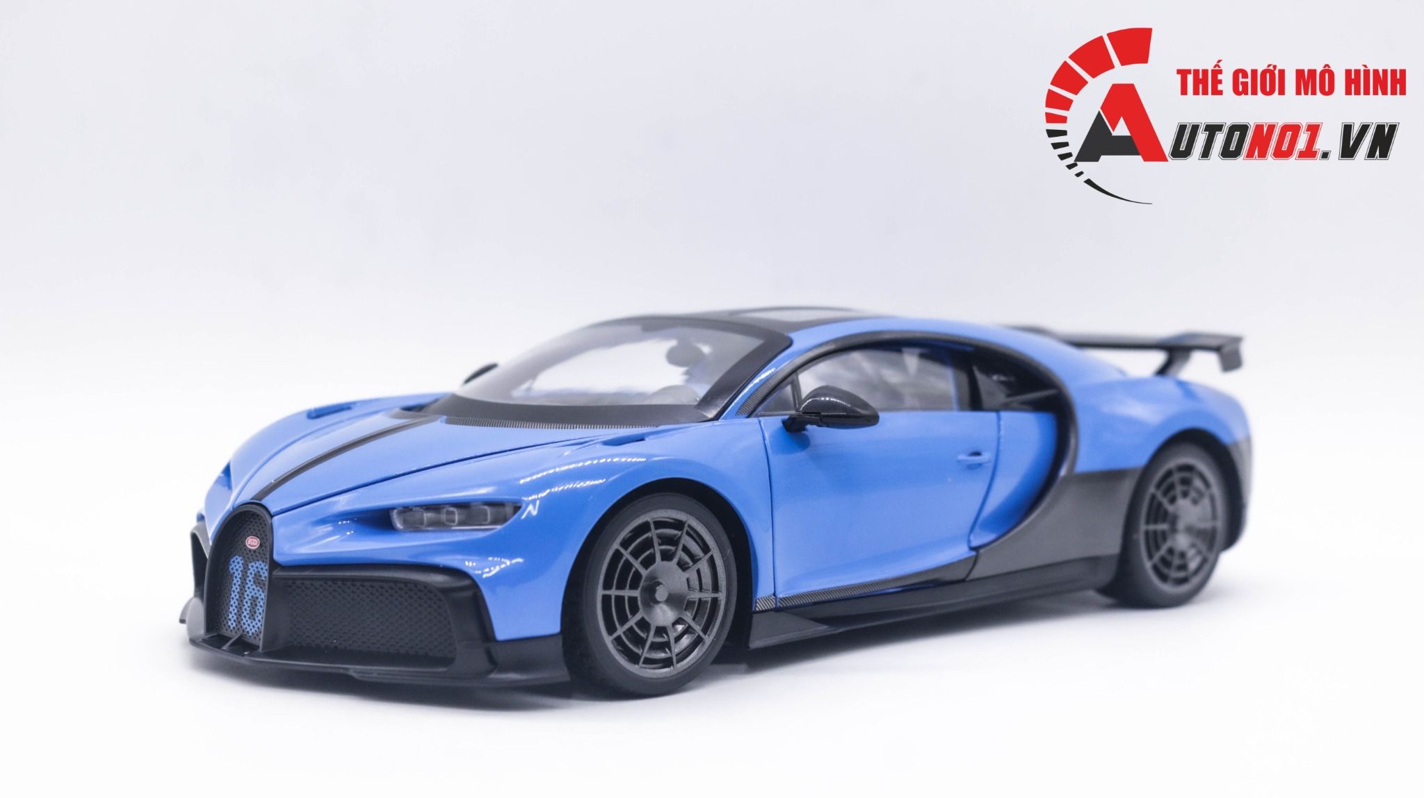  Mô hình siêu xe Bugatti Chiron Super Sport tỉ lệ 1:18 OK Model OT302 