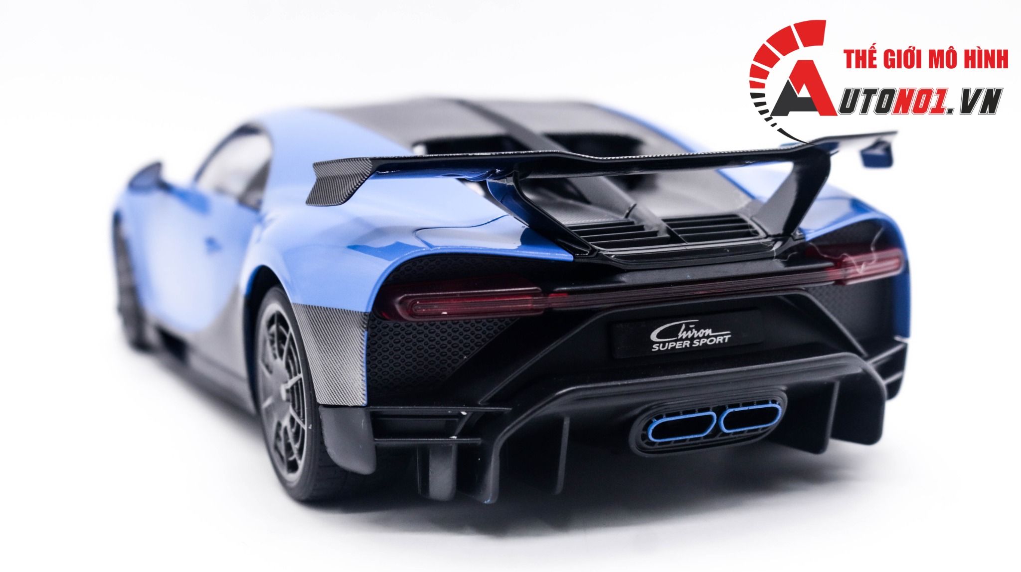  Mô hình siêu xe Bugatti Chiron Super Sport tỉ lệ 1:18 OK Model OT302 