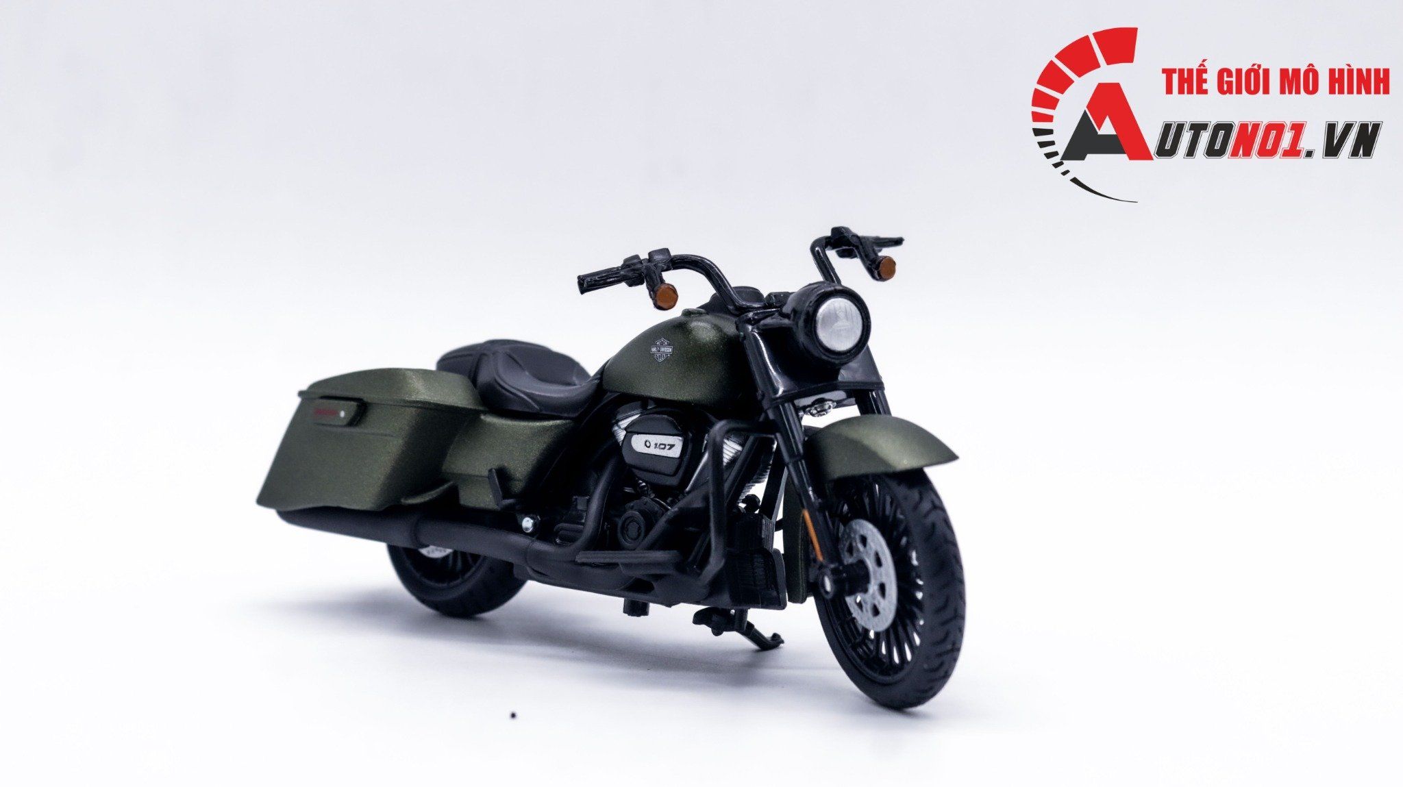  Mô hình xe mô tô Harley 2017 Road King Special xanh rêu tỉ lệ 1:18 Maisto MT055 