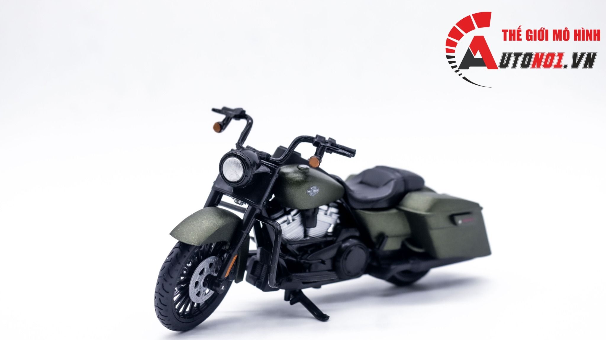  Mô hình xe mô tô Harley 2017 Road King Special xanh rêu tỉ lệ 1:18 Maisto MT055 