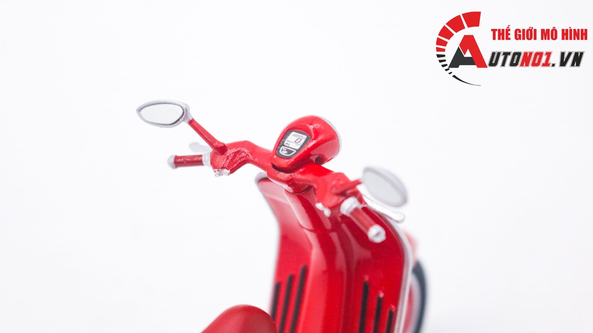  Mô hình xe Vespa 946 RED editon tỉ lệ 1:18 Autono1 Welly D242 