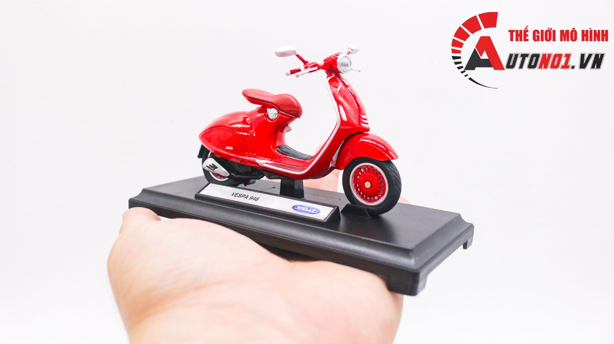  Mô hình xe Vespa 946 RED editon tỉ lệ 1:18 Autono1 Welly D242 