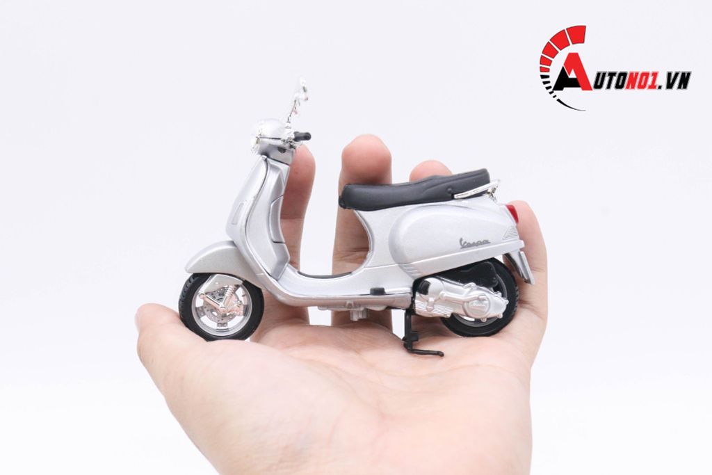 MÔ HÌNH XE VESPA LX 125 2005 1:18 MAISTO 4782