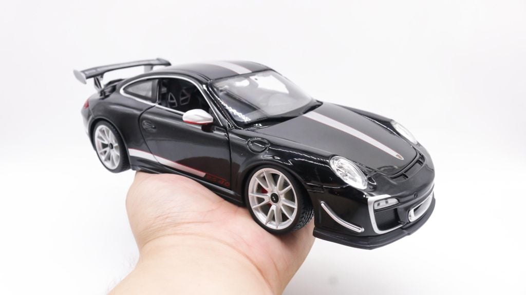 MÔ HÌNH XE PORSCHE 911 GT3 GS 4.0 1:18 BBURAGO 8012