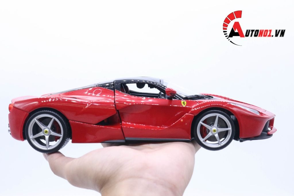 MÔ HÌNH XE FERRARI LAFERRARI RED SIGNATURE 1:18 BBURAGO 2139